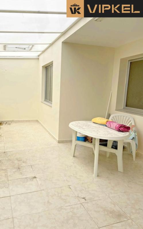 Продажа квартиры на Calle Padre Feijóo, Нарон
photo 3