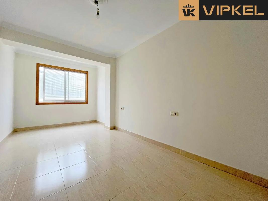 Продажа квартиры на Calle Padre Feijóo, Нарон
photo 4
