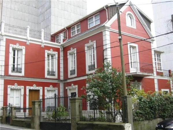Detached villa for sale in Zona Ultramar, Ferrol photo 1