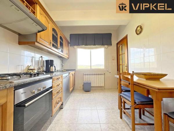 Chalet independiente en venta en , Betanzos photo 1