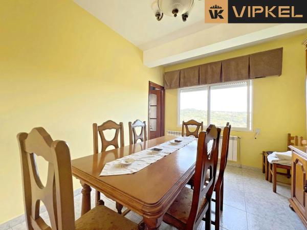 Chalet independiente en venta en , Betanzos thumbnail 1