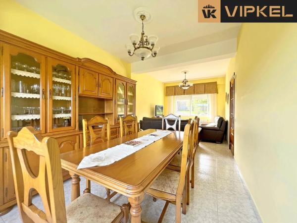 Chalet independiente en venta en , Betanzos thumbnail 2