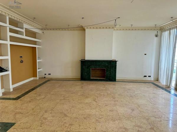 Mieszkanie na sprzedaż w  Calle Juana de Vega, A Coruña photo 3