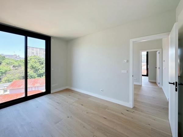 Apartment for sale in  Calle María Callas s/n, Oleiros photo 3