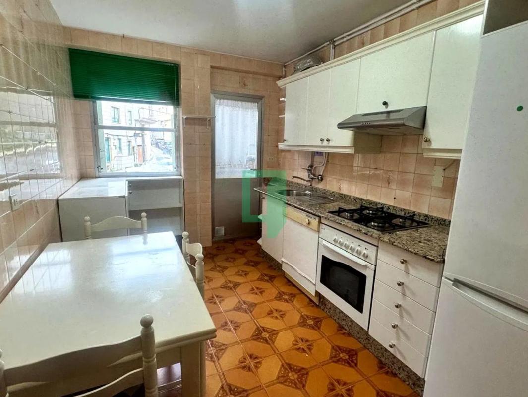 Sale of apartment in Calle Barrionovo, Arteijo
 photo 3