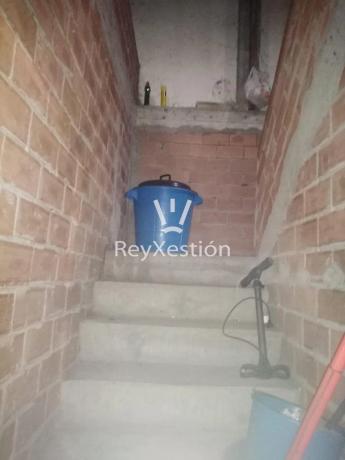 Chalet independiente en venta en , Carballo thumbnail 2