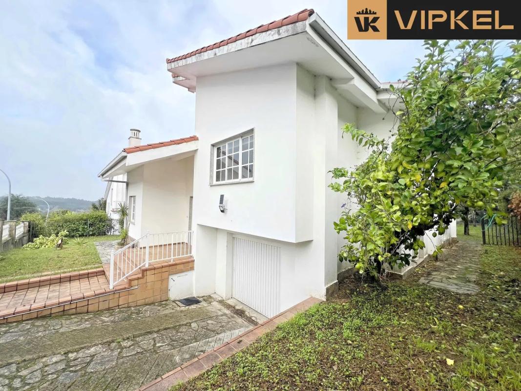 Venta de chalet independiente en Urbanización as mimosas, Ames
 photo 2