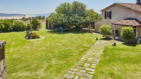Chalet independiente en venta en  Calle Eirexa s/n, Ribeira photo 2