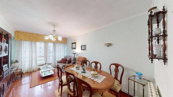 Apartment for sale in  Calle Azahar, A Coruña photo 1