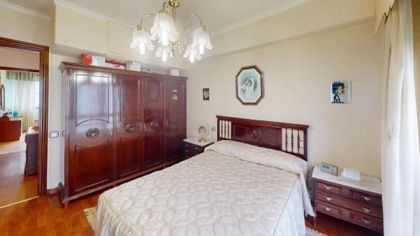 Apartment for sale in  Calle Azahar, A Coruña photo 4