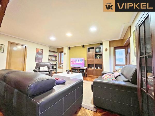 Duplex en venta en Avenida Ferrocarril, A Coruña thumbnail 1