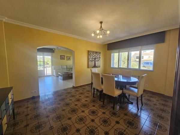 Chalet independiente en venta en , Boiro thumbnail 2