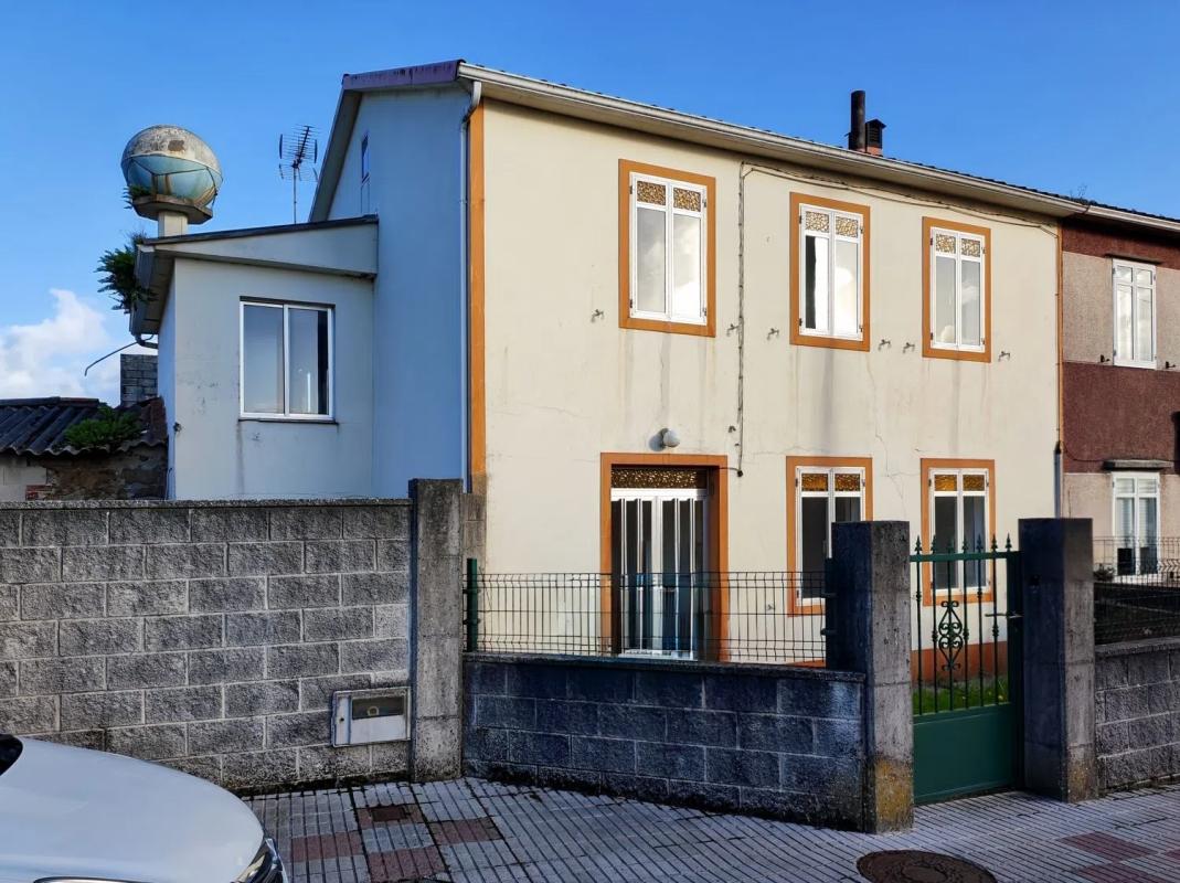 Продажа отдельного шале в , Ларача photo 1
