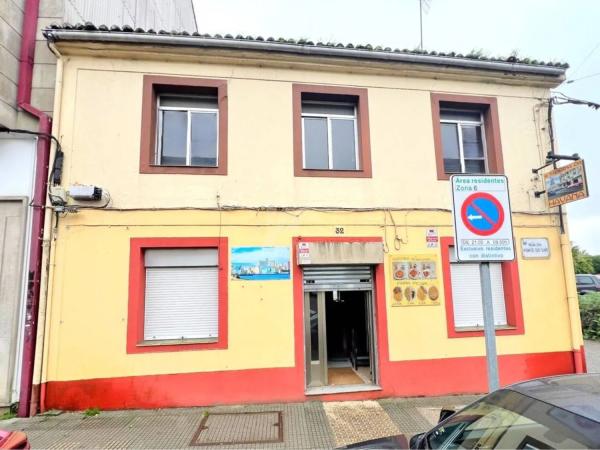 Chalet independiente en venta en Calle das Fontes do Sar, Santiago de Compostela photo 1