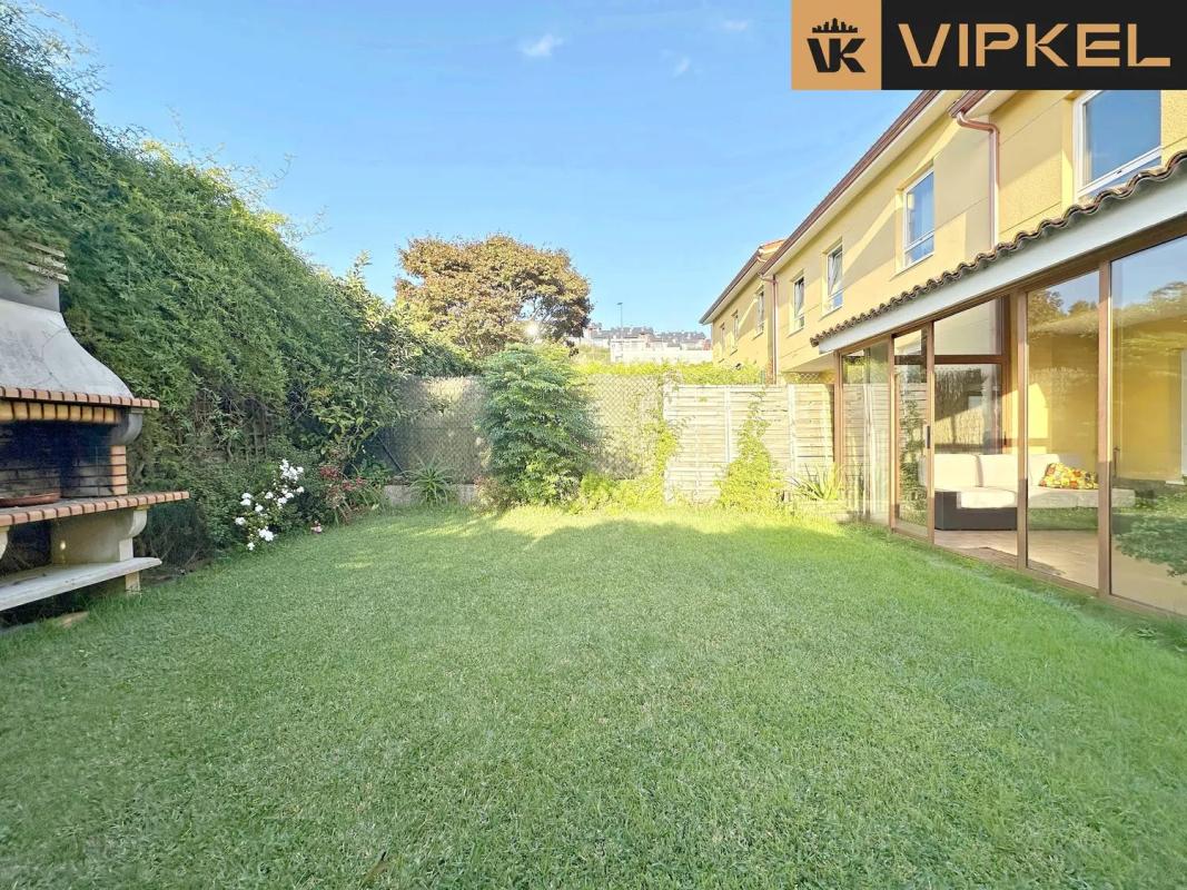 Venta de chalet independiente en Calle Uxío Carré Aldao, Culleredo
photo 2
