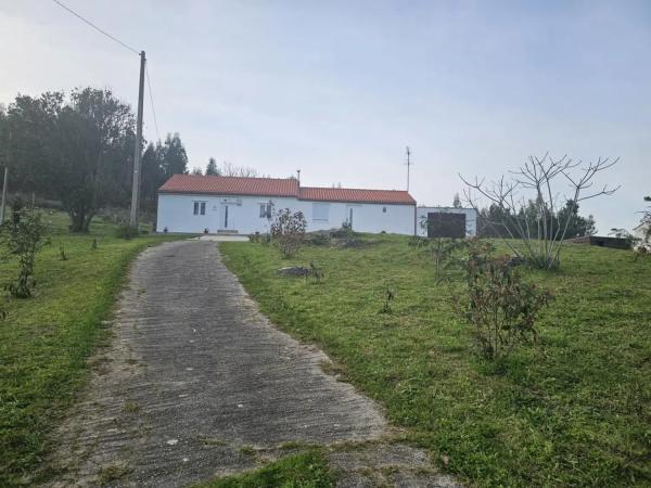 Коттедж на продажу в Lugar Axeitos, 14, Ribeira thumbnail 1