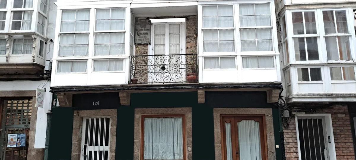 Venta de piso en Calle Magdalena, 120, Ferrol
photo 1
