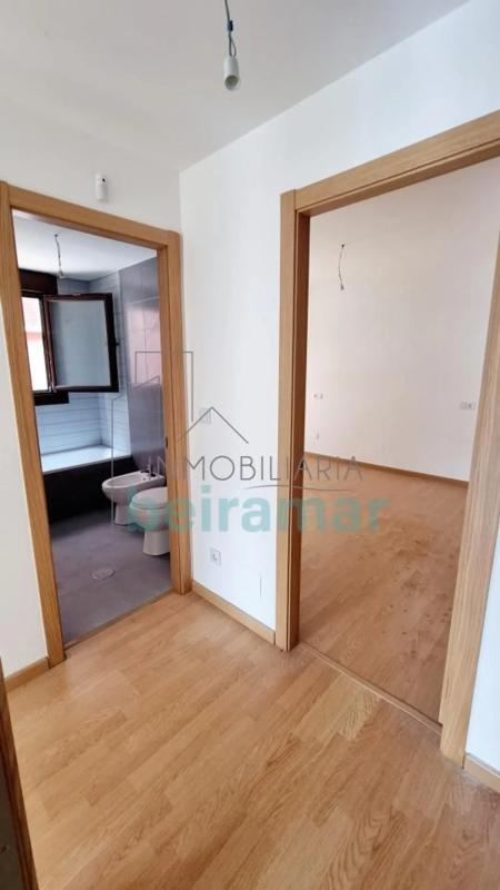 Sale of apartment in Calle Alcalde Fernández Bermúdez, Ribeira
photo 2