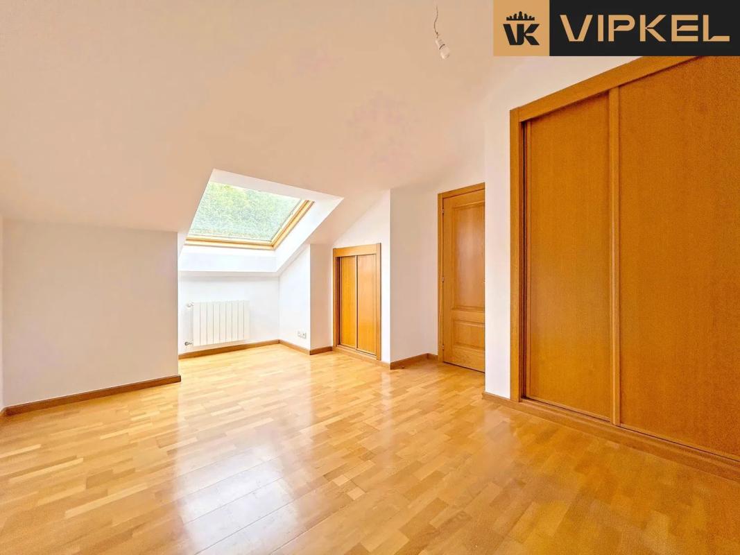 Продажа отдельного шале в  Zapateira, Кульередо photo 3