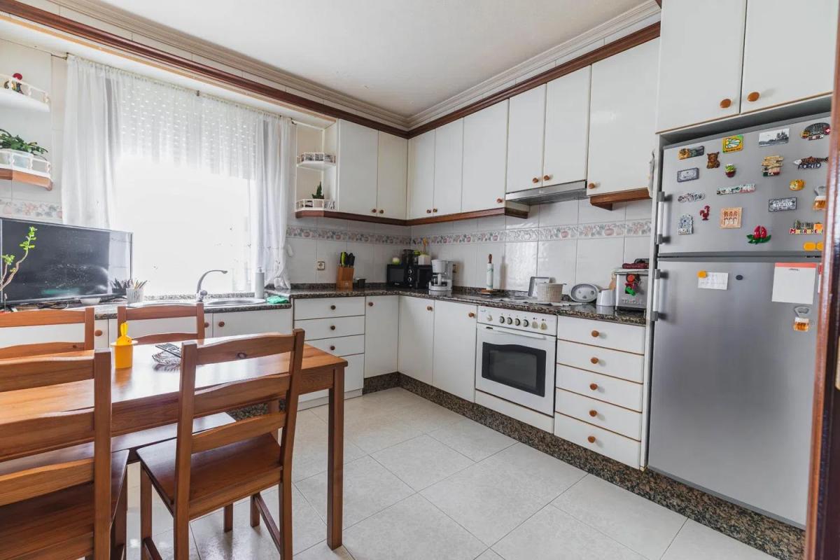 Sale of independent chalet in Arteixo, Arteijo
photo 3