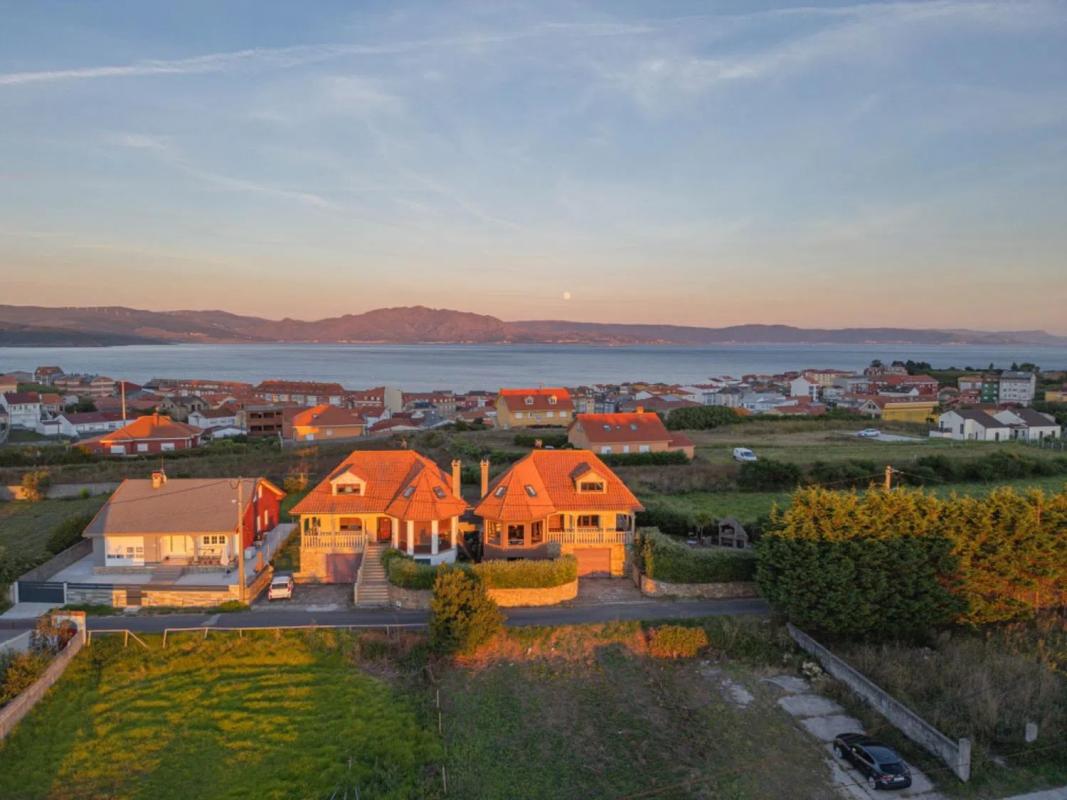 Продажа отдельного шале в , Фистерра photo 2