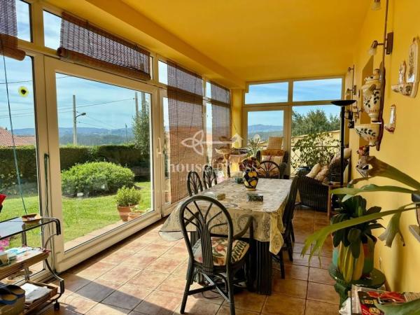 Chalet independiente en venta en  Sedes-Pedroso-Doso, Narón photo 1