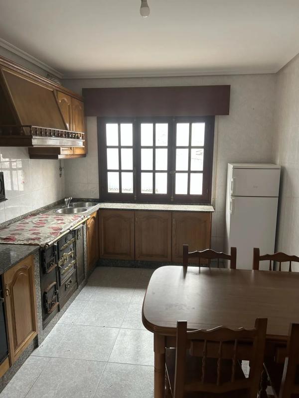 Chalet adosado en calle Madalena, 35, Ortigueira
 photo 2