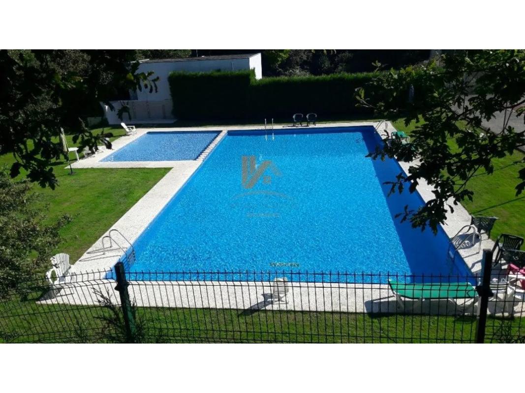 Sale of independent chalet in AC-543, 1, Santiago de Compostela
photo 2