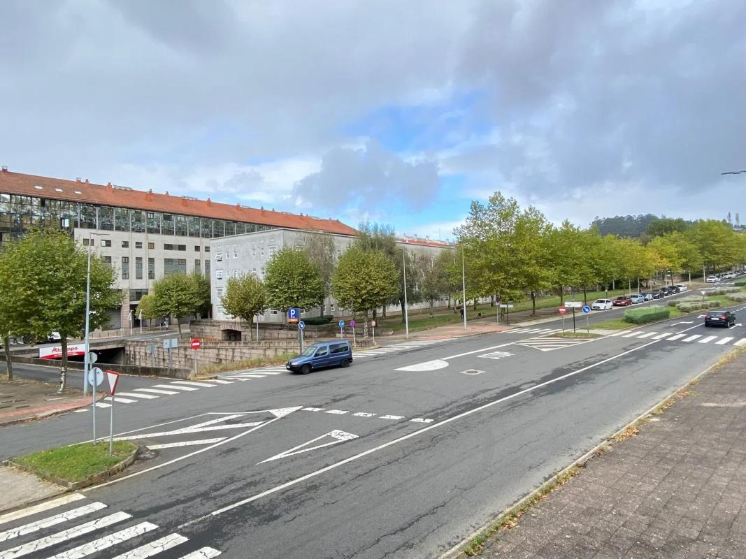 Venta de piso en Calle de Berlín, Santiago de Compostela
photo 2