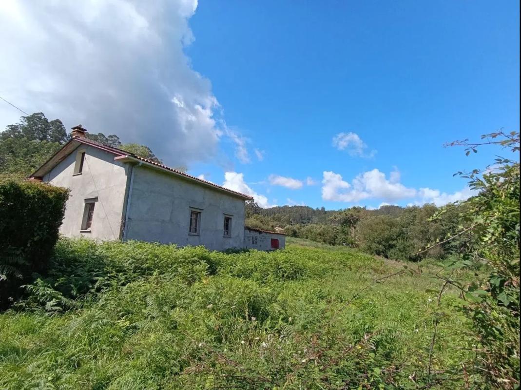 Sprzedaż niezależnego domku jednorodzinnego w , Ortigueira photo 2