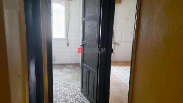 Продажа квартиры в  Calle da Fonte do Ouro, Santiago de Compostela photo 1