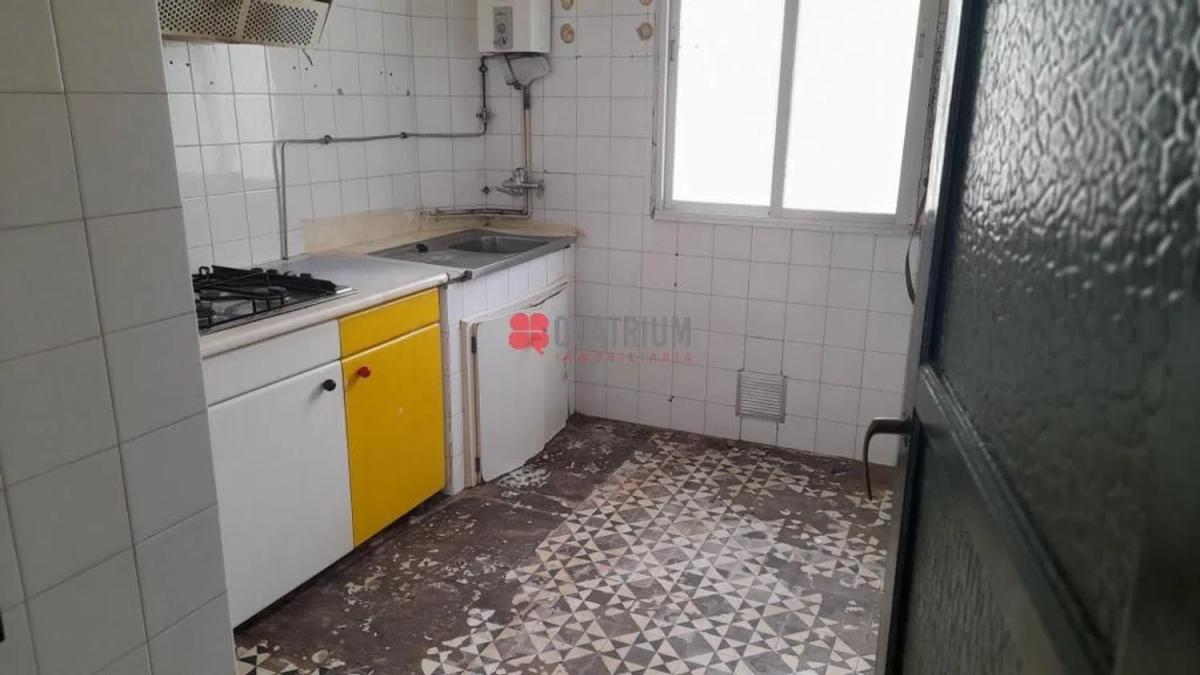 Продажа квартиры на Calle da Fonte do Ouro, Сантьяго-де-Компостела
 photo 2