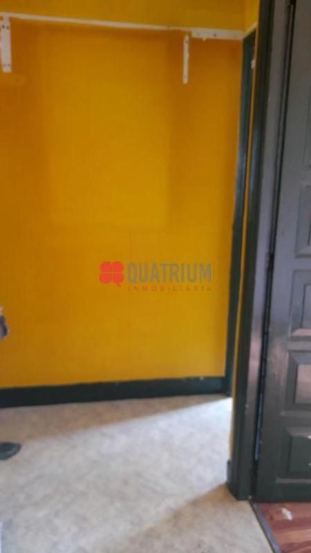 Продажа квартиры на Calle da Fonte do Ouro, Сантьяго-де-Компостела
 photo 3