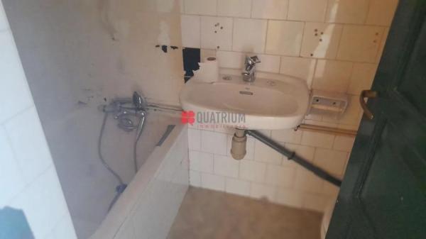Продажа квартиры в  Calle da Fonte do Ouro, Santiago de Compostela photo 4