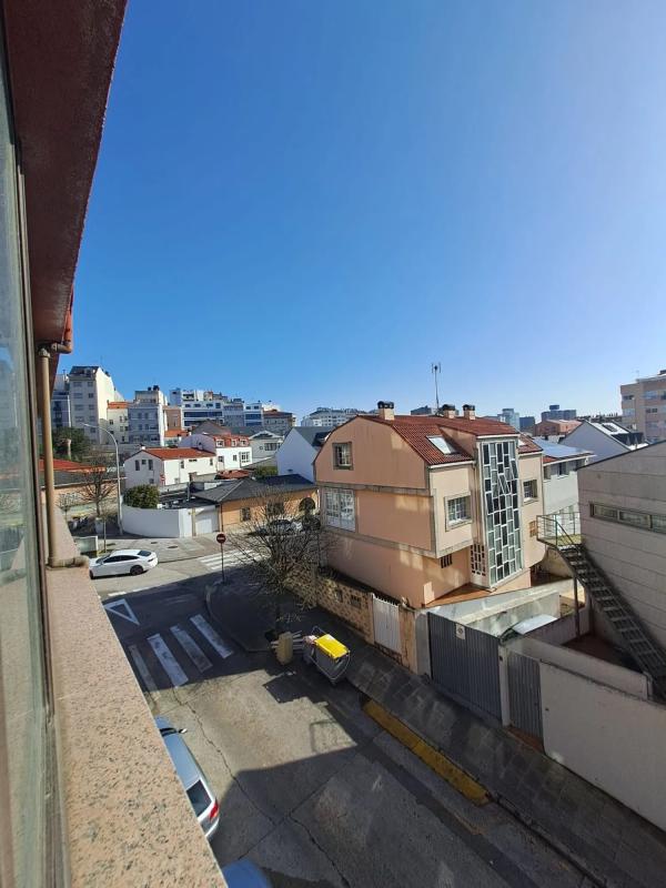 Sprzedaż mieszkania w Calle Nuestra Señora de la Luz, 2, A Coruña
photo 2