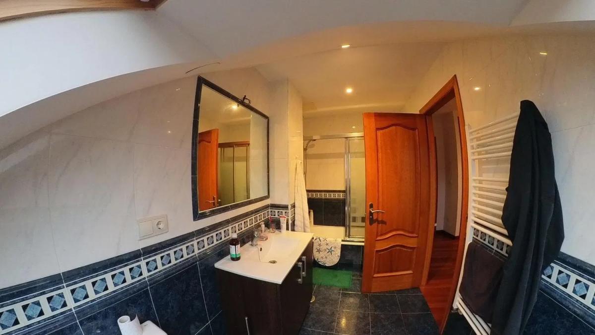 Duplex sale in Calle da Fonte dos Concheiros, Santiago de Compostela photo 3