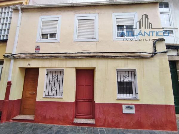 Коттедж на продажу в Calle Varela Silvari, 26, A Coruña photo 1