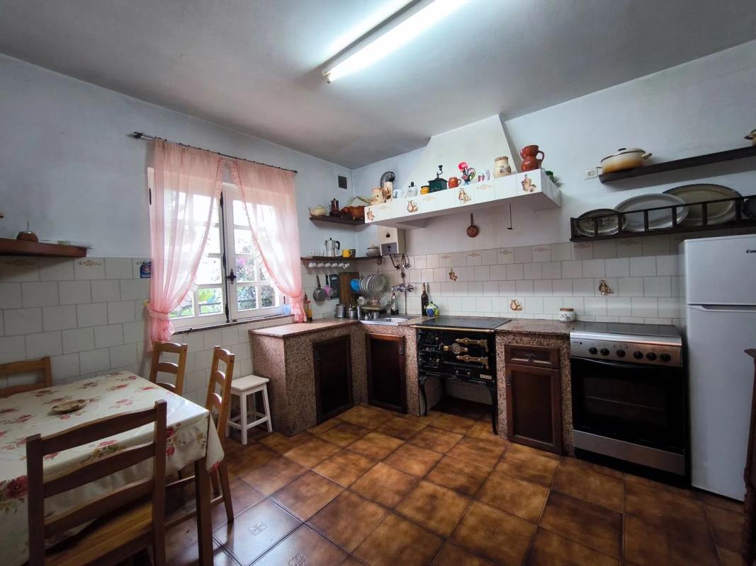 Sprzedaż niezależnego domku jednorodzinnego w , Noja photo 5