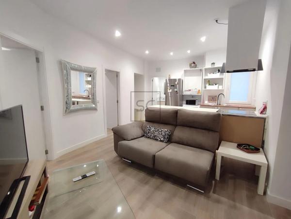 Piso en venta en  Centro, Ferrol photo 1