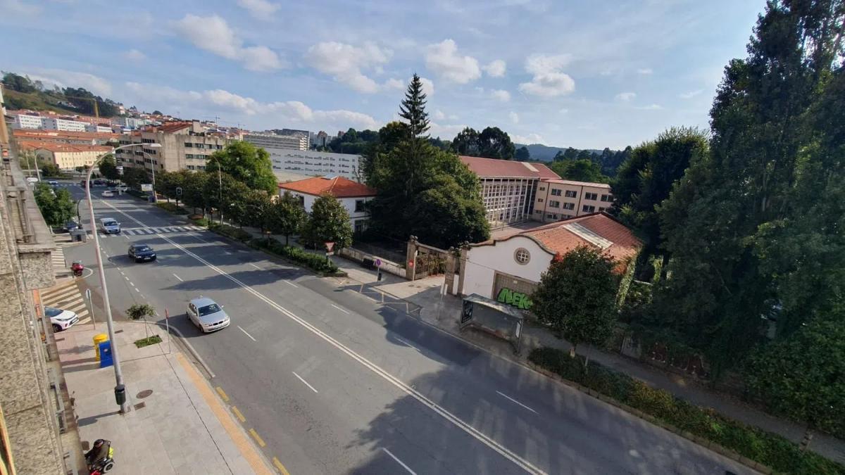 Venta de piso en Calle de Amor Ruibal, Santiago de Compostela
photo 2
