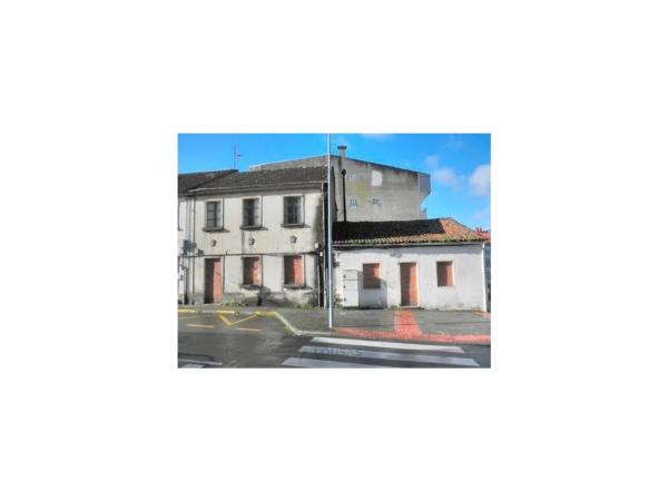Detached villa for sale in  Calle da Estrada, Santiago de Compostela photo 1