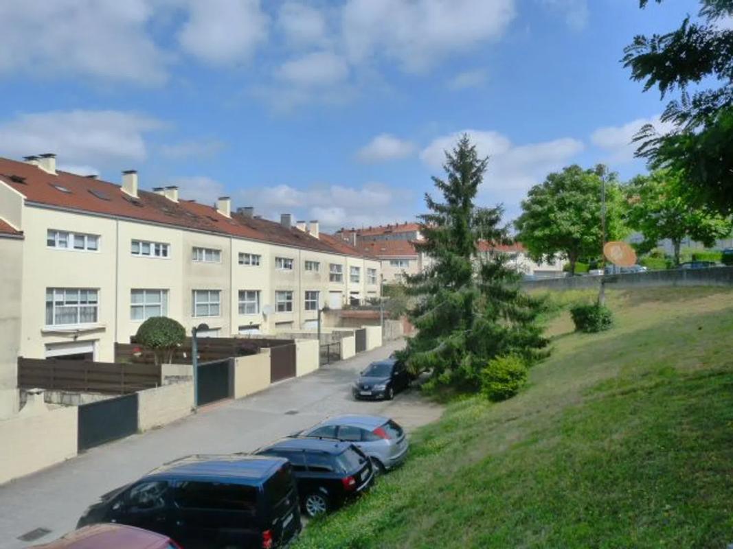 Продажа отдельного шале в Calle de Ramón Baltar s/n, Сантьяго-де-Компостела photo 2