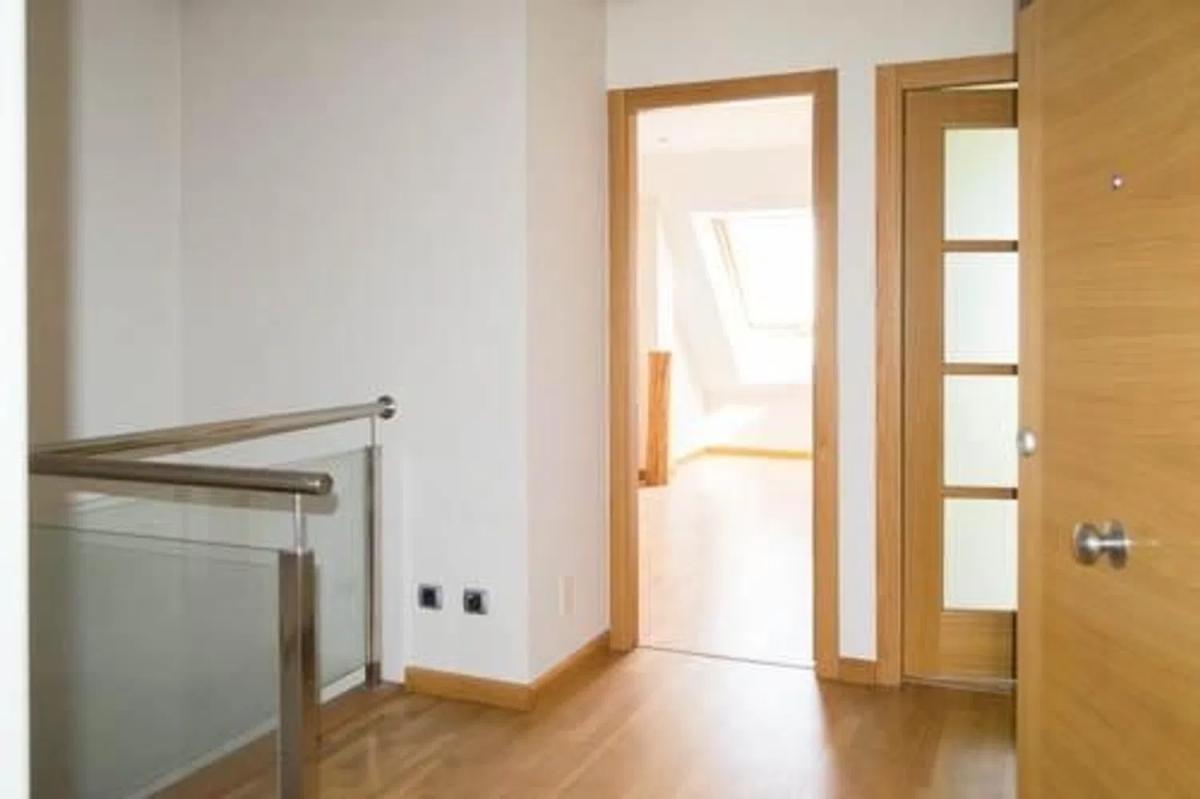Sale of apartment in Calle Cerrallon de Abaixo, Narón
 photo 5