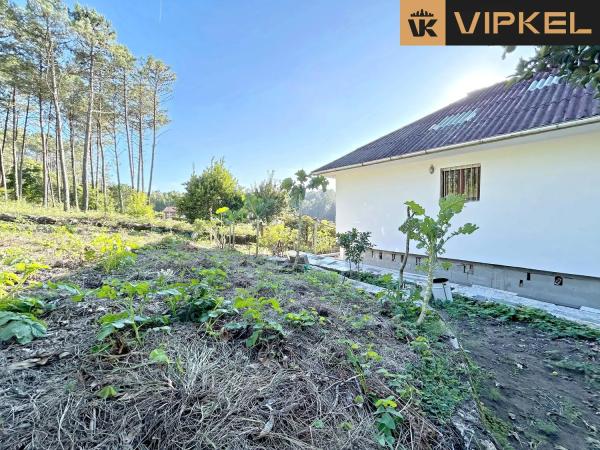 Wolnostojąca willa na sprzedaż w , Cee photo 4