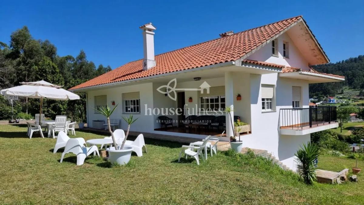 Casa independiente, Ares
photo 1