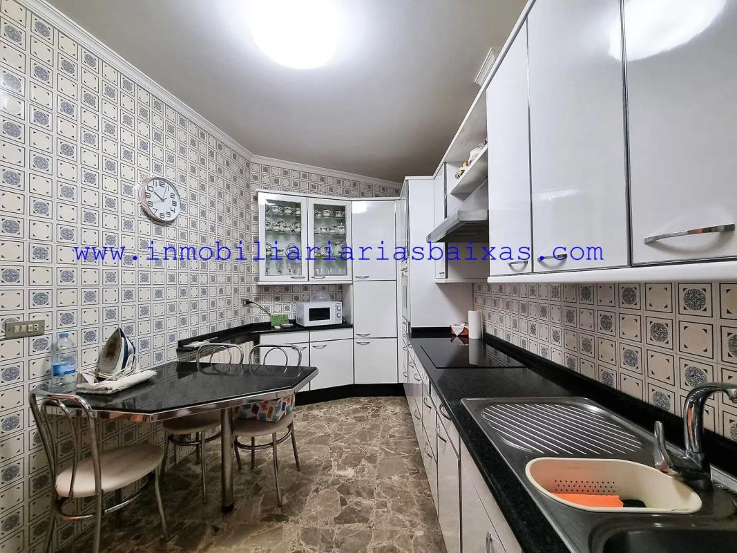 Venta de chalet independiente en Calle Barreira, Ribeira
 photo 2