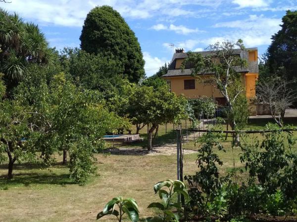 Chalet independiente en venta en , Carral photo 1