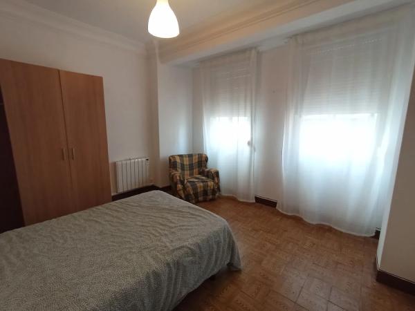 Apartment for sale in  Calle la Paz, A Coruña photo 3