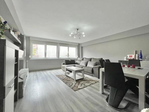 Apartment for sale in  Calle San Agustin, A Coruña photo 1