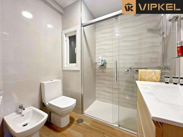 Apartment for sale in  Avenida de Oza, A Coruña photo 1